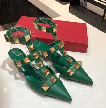 2020 Designer de Femei cu Toc Ascutit Sandale 6cm V Logo-ul din Piele Doamna Vară Pantofi de Nunta Cu Nituri 35-43 + Sac de Praf